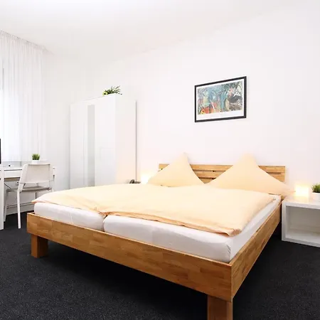 Garni Schilling 3* Duisburg