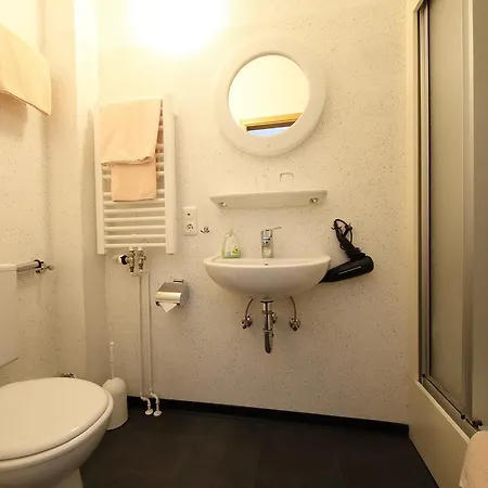Garni Schilling 3* Duisburg